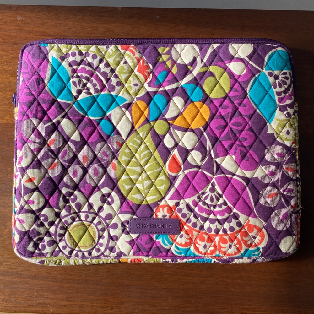VERA BRADLEY Laptop Case in Plum Crazy (Retired Pattern) 13.5in